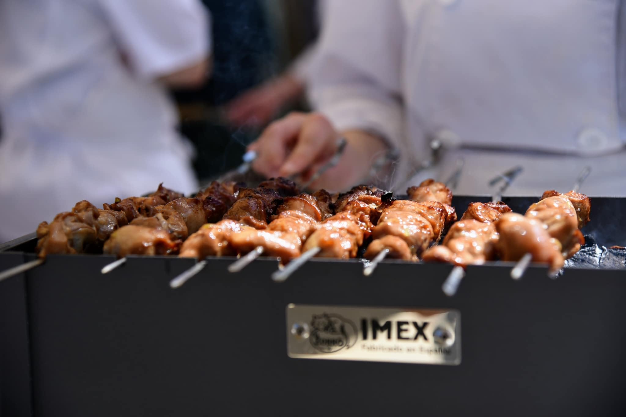 Imex El Zorro – Barbacoa para Pinchitos | 37x20x19 cm | Hierro Forjado de Alta Resistencia con Parrilla Zincada | Ideal para Pinchos Morunos y Asados de Carbón o Leña