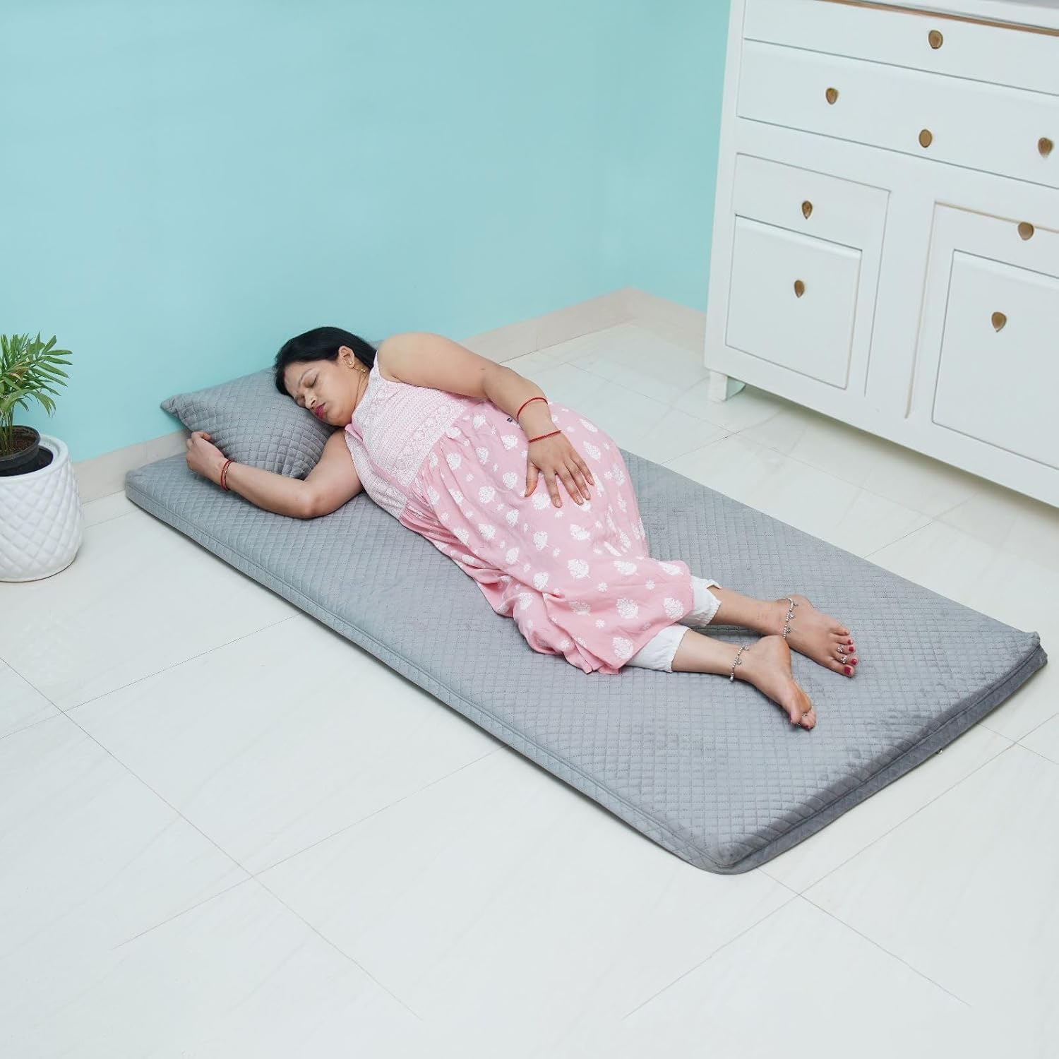 NEXTGO Foldable 2 INCH Foam Mattress & Topper Mini Single Bed 2.5 x 6 Feet + 1 Pillow & Cover | Dual-Sided Sleeping Mattress for Bachelor, PG, Home, Travel, Camping, Hospital, Floor & Bed Use | Grey-image-20
