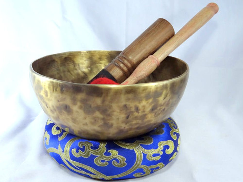 9" Singing Bowl - Tibetan Singing Bowl - Meditation Bowl-Handmade Bowl - 7 Metal Bowls from Nepal, Buddhist bowls