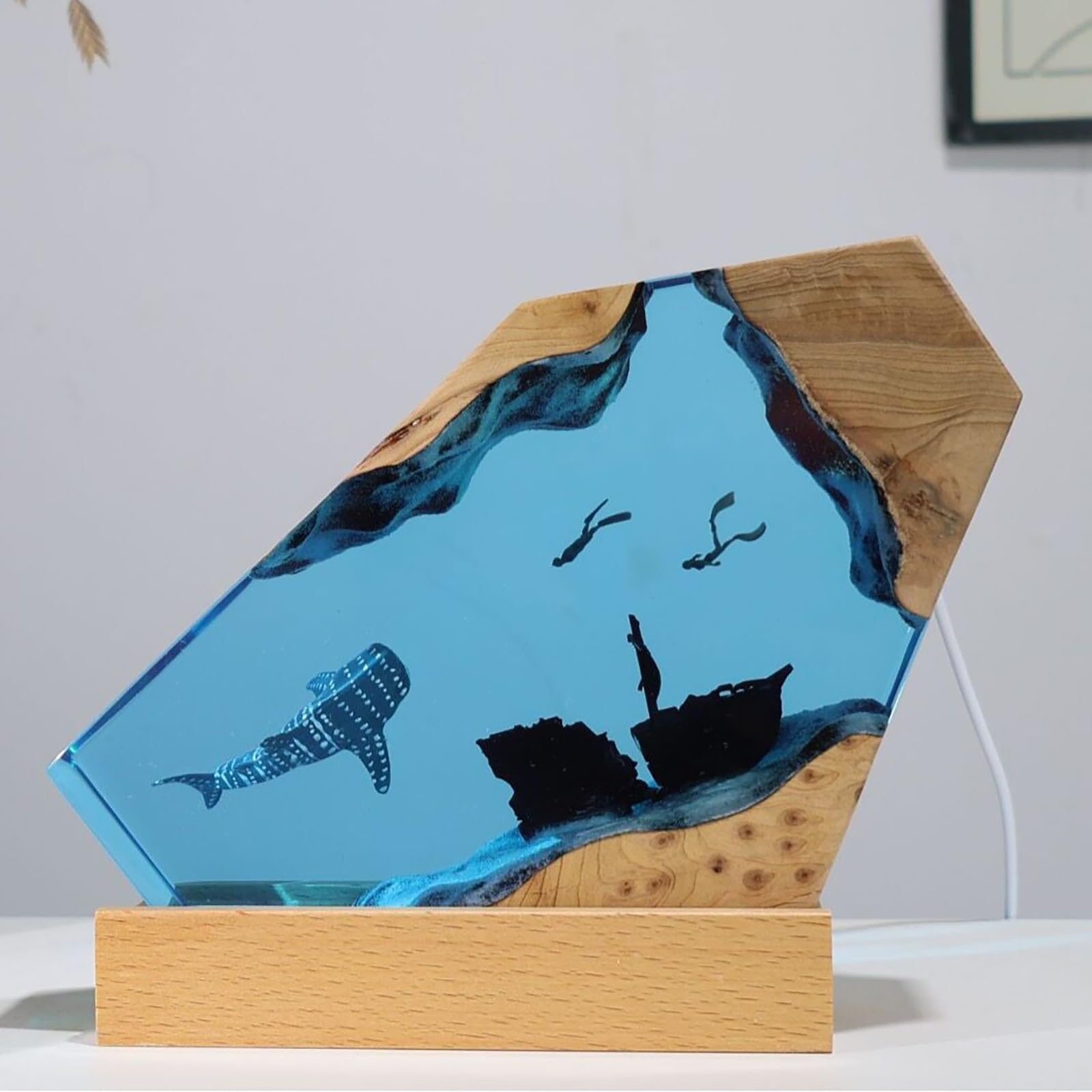 FGJtguE Woods lamp, with Couple Diver & Whale Shark USB LED Night Light Underwater Diorama,Decor for Marine Lovers(A)