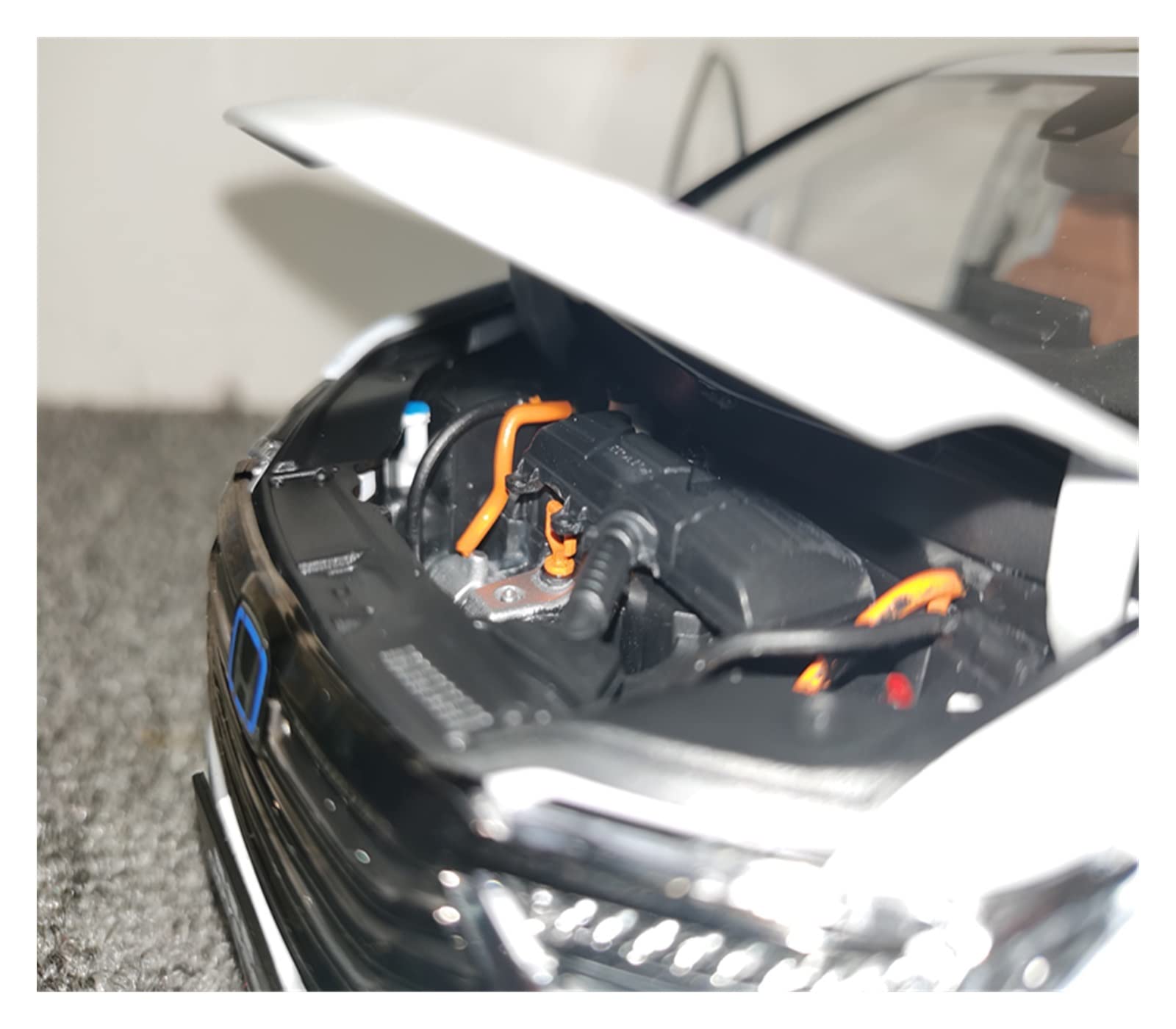 Amazon.co.jp: ミニチュアカー 1:18 2022 新ホンダオデッセイ車