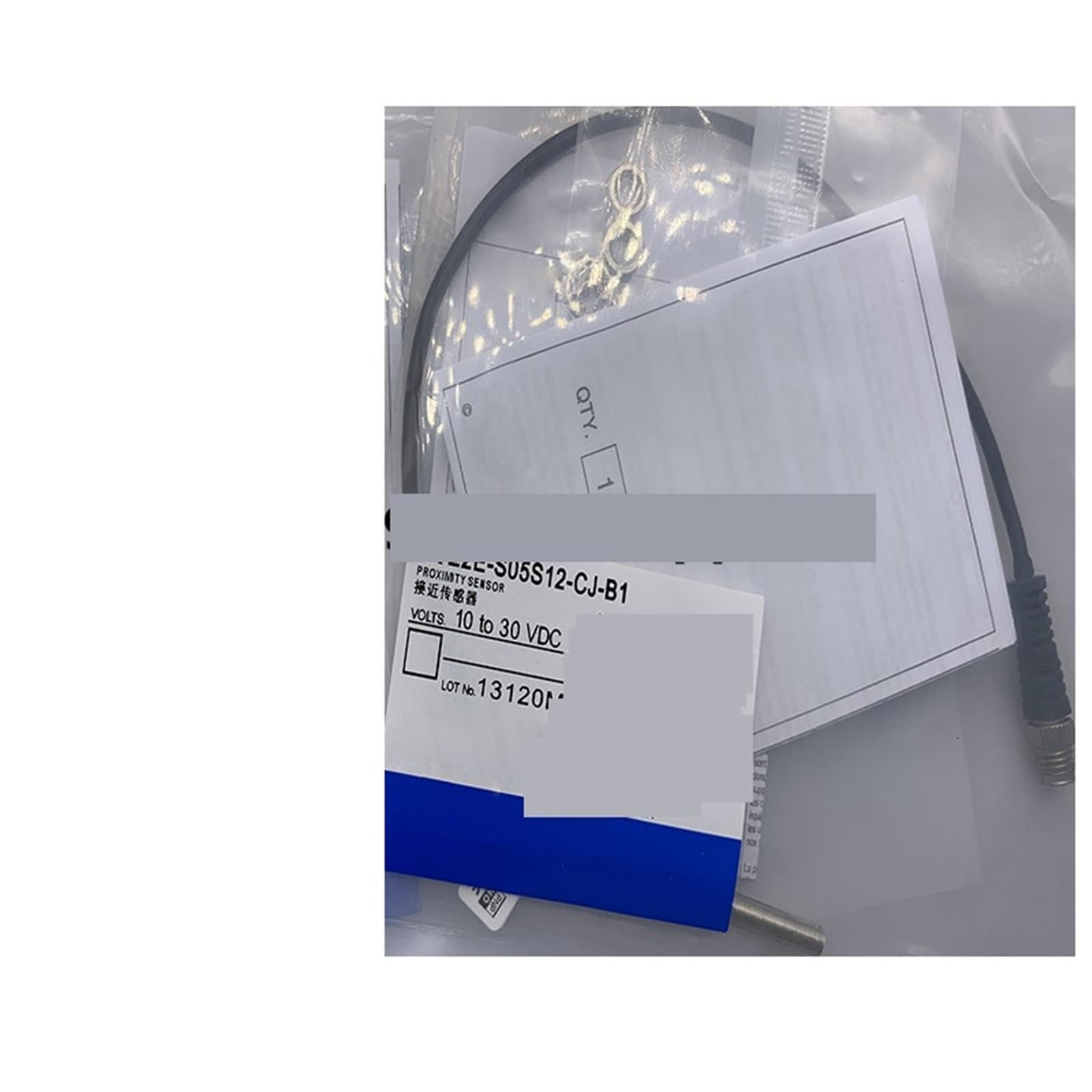 QAZXSEMUI 1pcs sensor E2E-S05S12-CJ-C1 E2E-S05S12-CJ-C2 E2E-S05S12-CJ-B1 E2E-S05S12-CJ-B2(E2e-s05s12-cj-b1)