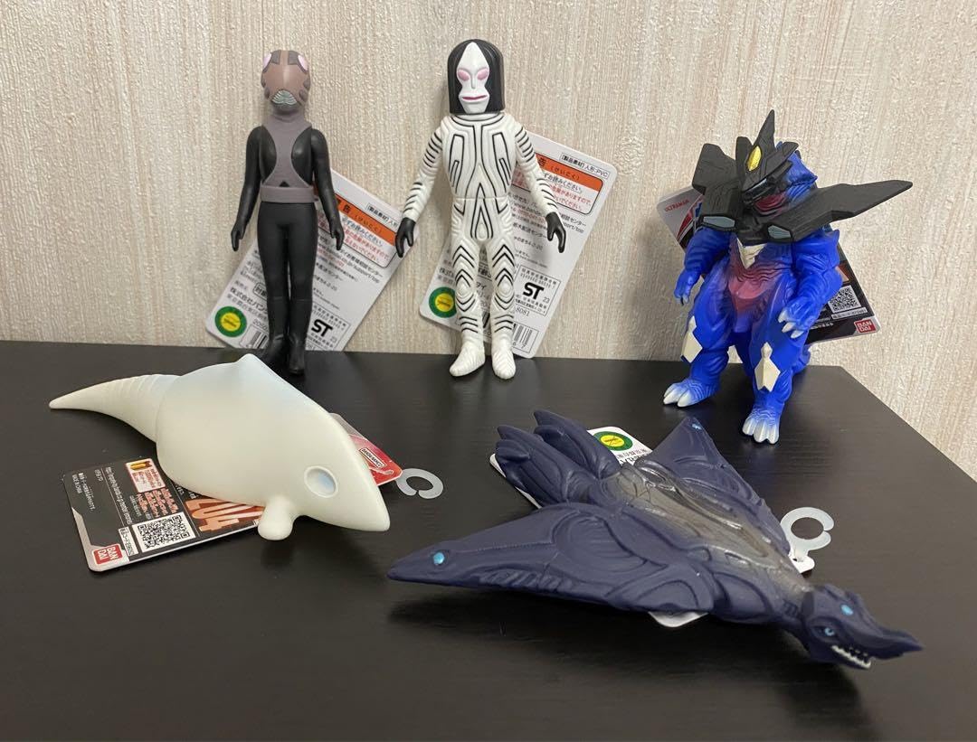 Amazon.co.jp: 60.ソフビ ウルトラ怪獣シリーズ 5体 売り : おもちゃ