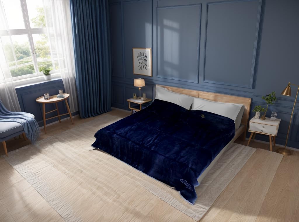 Solaron King Solid Navy Blue Korean Mink Blanket - Navy Blue by Solaron