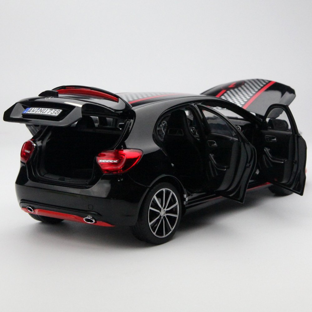 Amazon | ノレブ 1/18 メルセデス・ベンツ Aクラス スポーツ 2013
