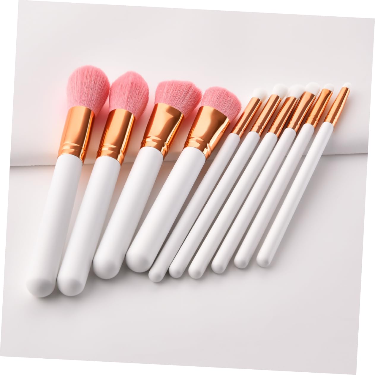 Housoutil Makeup Brush Set 10 Pcs Goat Hair Brushes Wooden Handles Women's Cosmetics T-10-135 for Blending