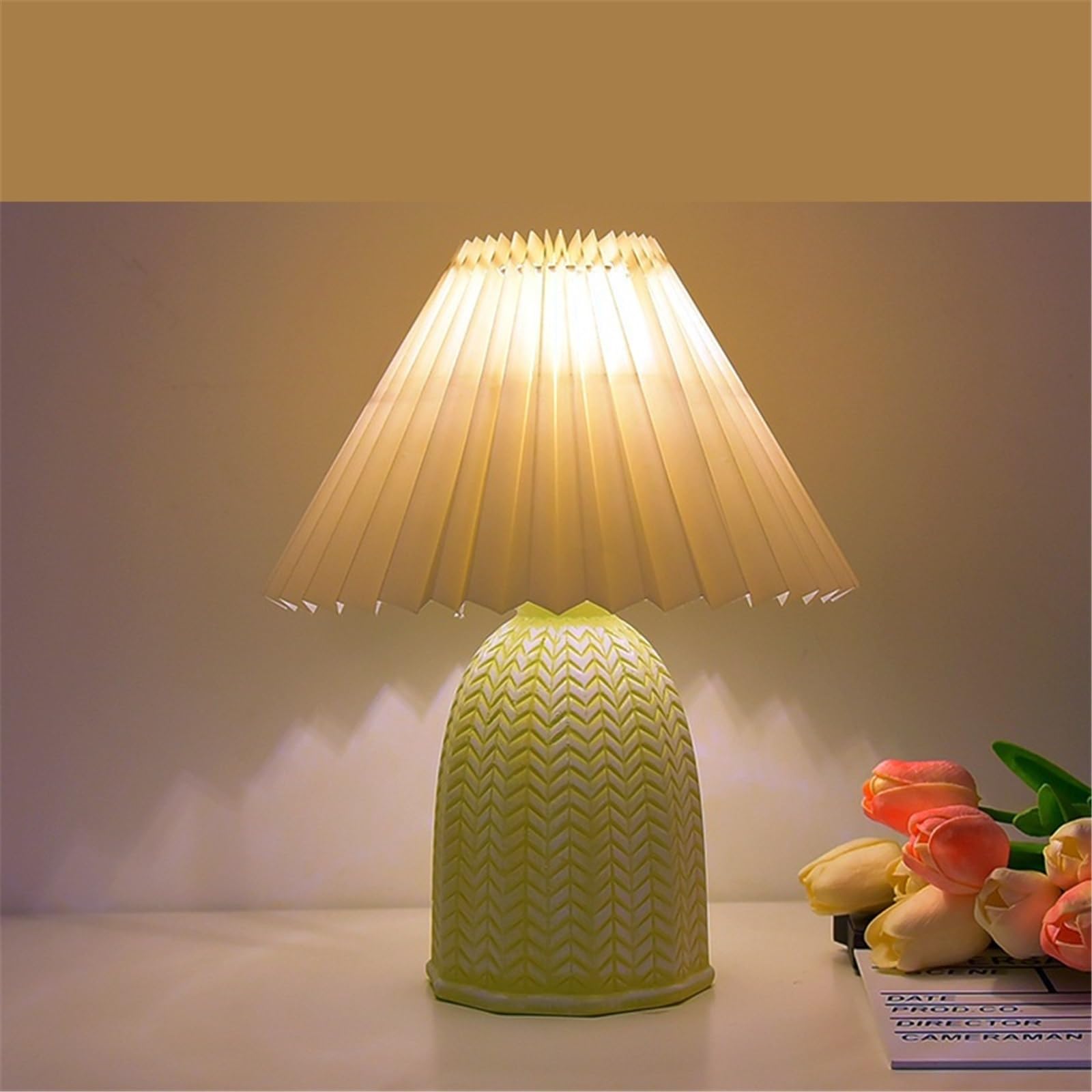 Lampka biurkowa Plisowana lampa stołowa w stylu retro, ceramiczna, do sypialni i gabinetu Lampka nocna