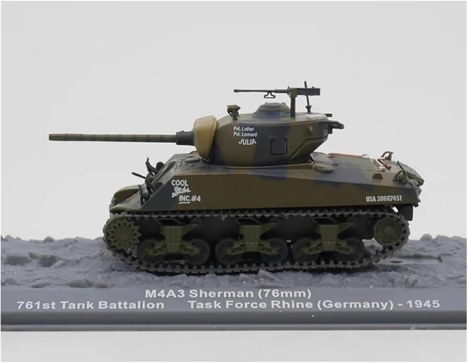 Realistic Tank 1:72 Scale for M4A3 Sherman 76mm Armoured Tank Model Kit Static Die Casting Collectible Ornaments Static Tank Model