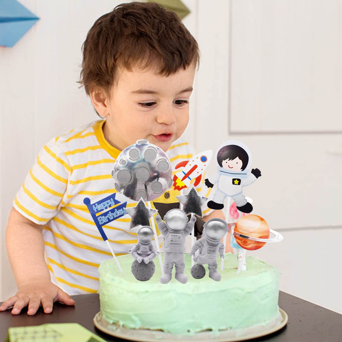 10-teilige Astronauten-Tortendekoration – Inkl. Geburtstagshut, Für Kuchen, Cupcakes & Themenpartys