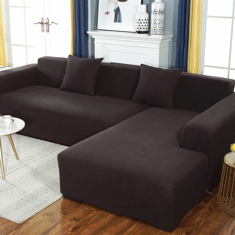 Housses de canapé extensibles Spx marron pour un salon chaleureux et protégé en famille