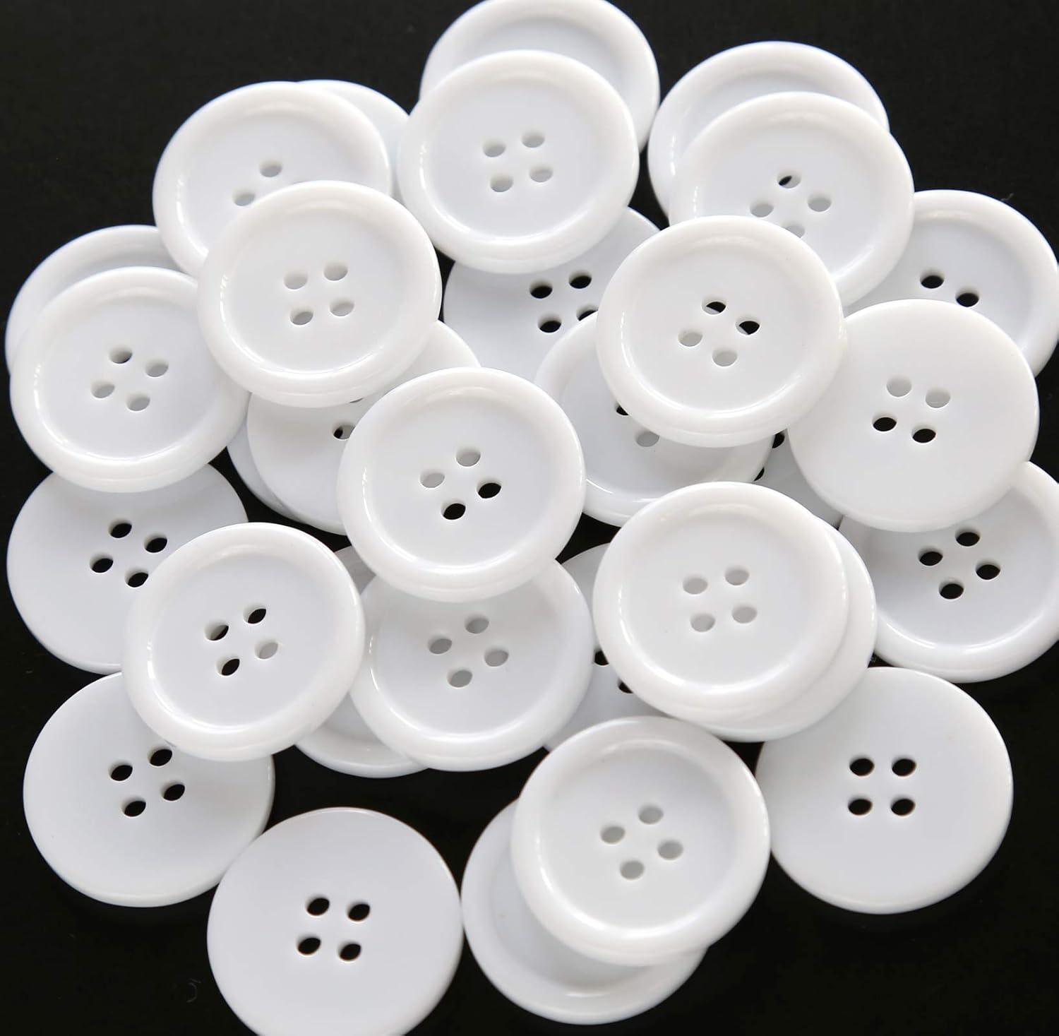 GANSSIA 7/8 Inch White Button 22.5mm Resin Buttons Sewing for Garment and DIY Craft Scrapbooking Pack of 70 Pcs