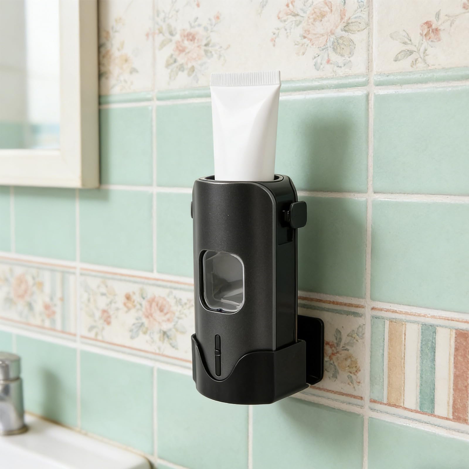 Levemolo Organizador de Baño con Dispensador Automático de Pasta y Soporte para Cepillos, Instalación sin Taladro, Plástico Negro, Ajuste en 3 Niveles para Adultos y Mayores