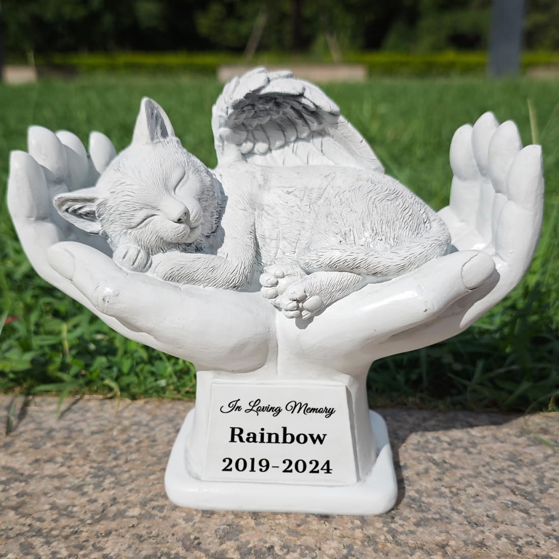 HJHHARTSPACE Personalized Pet Cat Grave Markers Angel Cat Statue Memorial Stone Sleeping in God's Hands, Cat Pet Headstone Garden Tombstone，in Loving