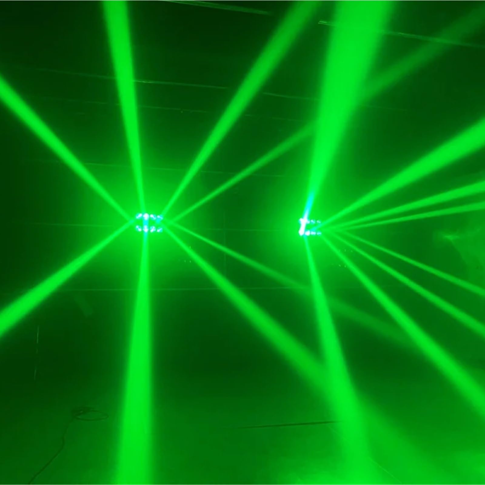 Lampada proiettore, Luce A Testa Mobile 4 in 1, Luce Wash, Luce Stroboscopica for DJ, Effetto Palco, Luce A Ragno A LED,per Feste di Compleanno e Ballo di Halloween