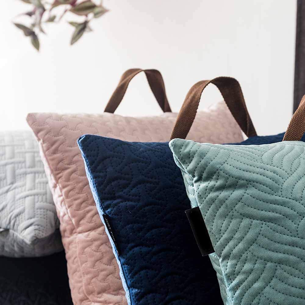 Funda De Cojín para Sofá De Almohada Cuadrada Funda De Almohada En Relieve De Terciopelo Holandés 3D con Adecuado para Sala De Estar, Sofá, Dormitorio, Decoración del Hogar 18 * 18 Pulgadas 3 Piezas