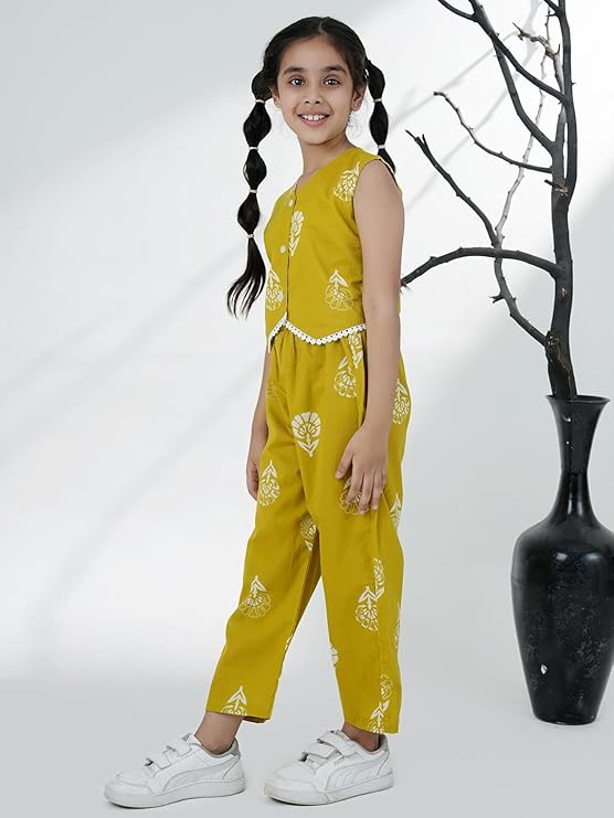 Bollywood Casual Wear Cotton Sleeveless Printed Girls Co-Ords - Picture 15 of 16