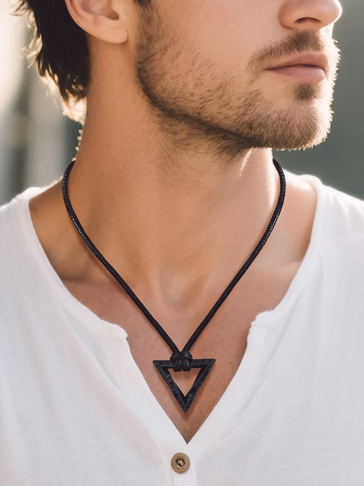 Bandmax Collana Uomo Runa Vichinga in Acciaio Inossidabile/Nero, Ciondolo runico Mobius Rotondo/Triangolare/Infinito con Catena in Pelle Intrecciata Nera Amuleto Gioielli Vichinghi per Donna e Uomo