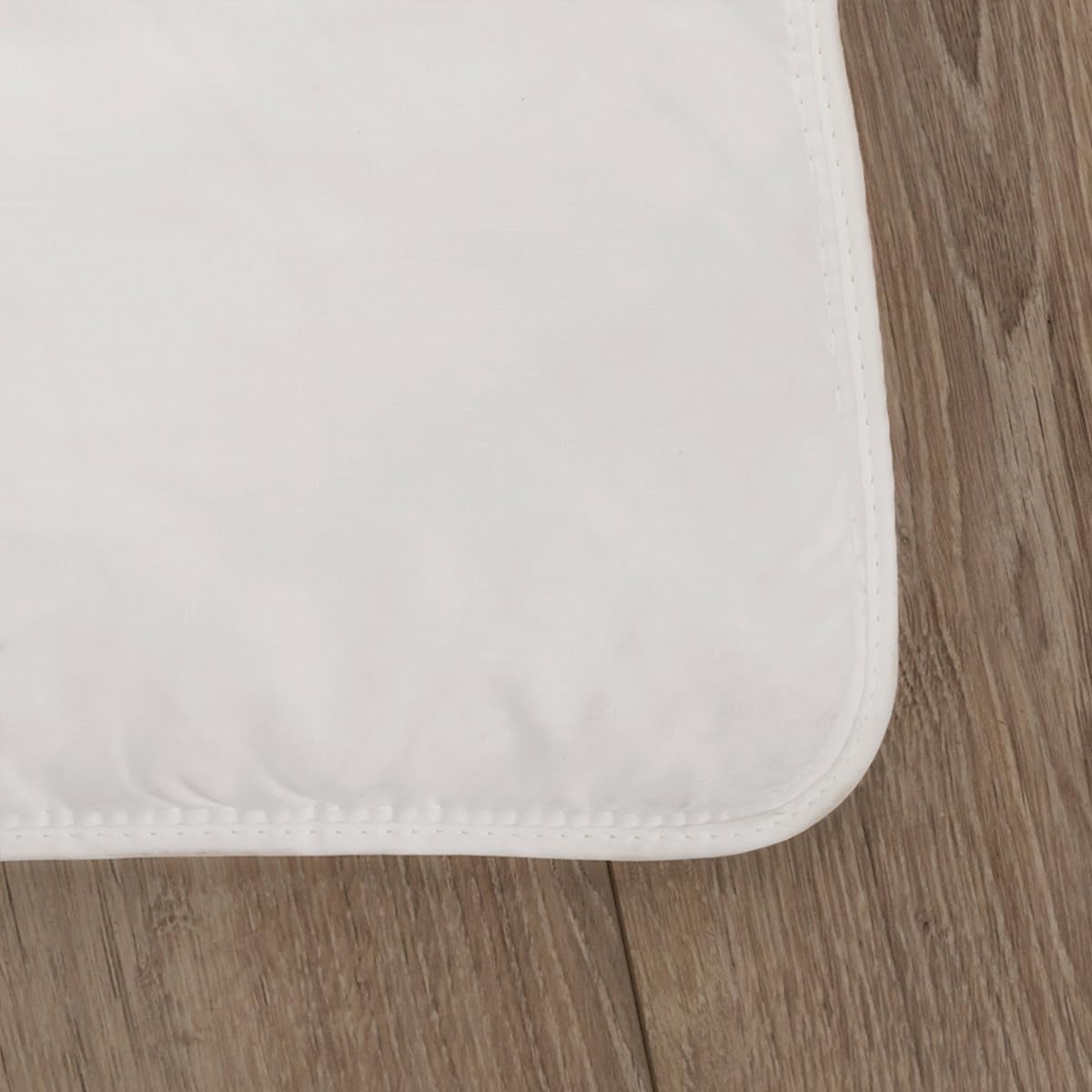 Surmatelas 160x200 Cm Confort Anti-acariens Moelleux - Traitement