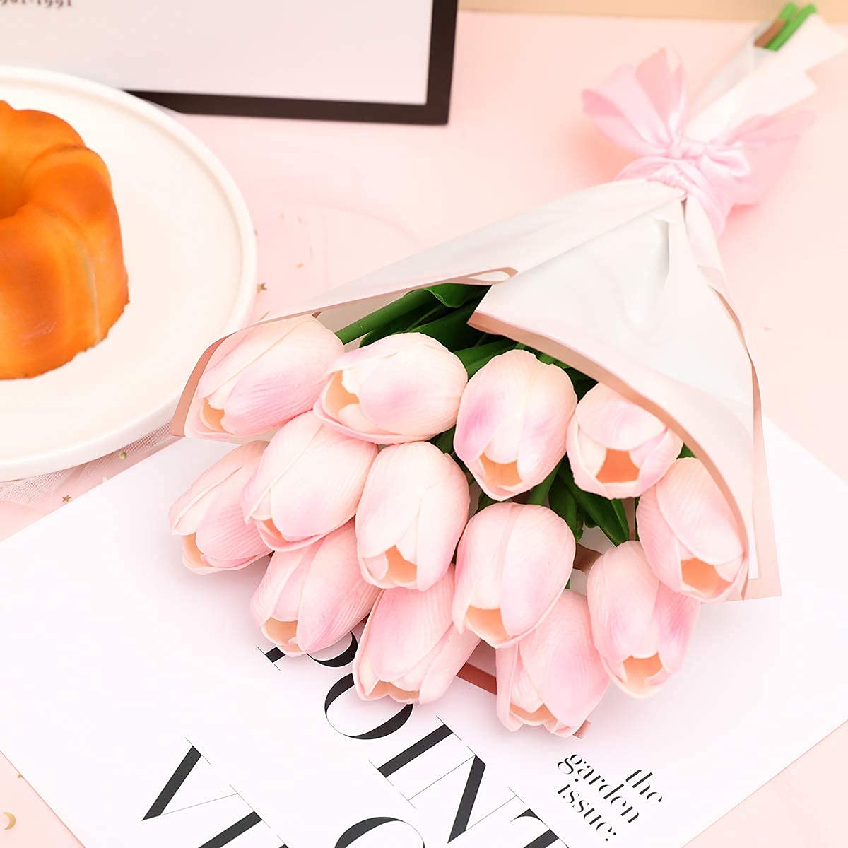 Kunstbloemen 30 stuks boeket 14 inch lange echte touch tulpen, roze PU nep tulpen bloemen voor arrangement bruiloft feest of paaslente thuis middelpunt eetkamer kantoor tafel decoratie