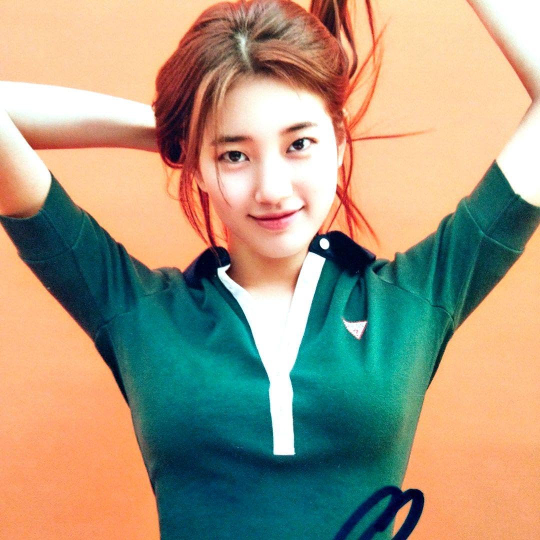 ペ・スジ直筆サイン入り2Lサイズ写真…nnBae Suzy｜K-POP