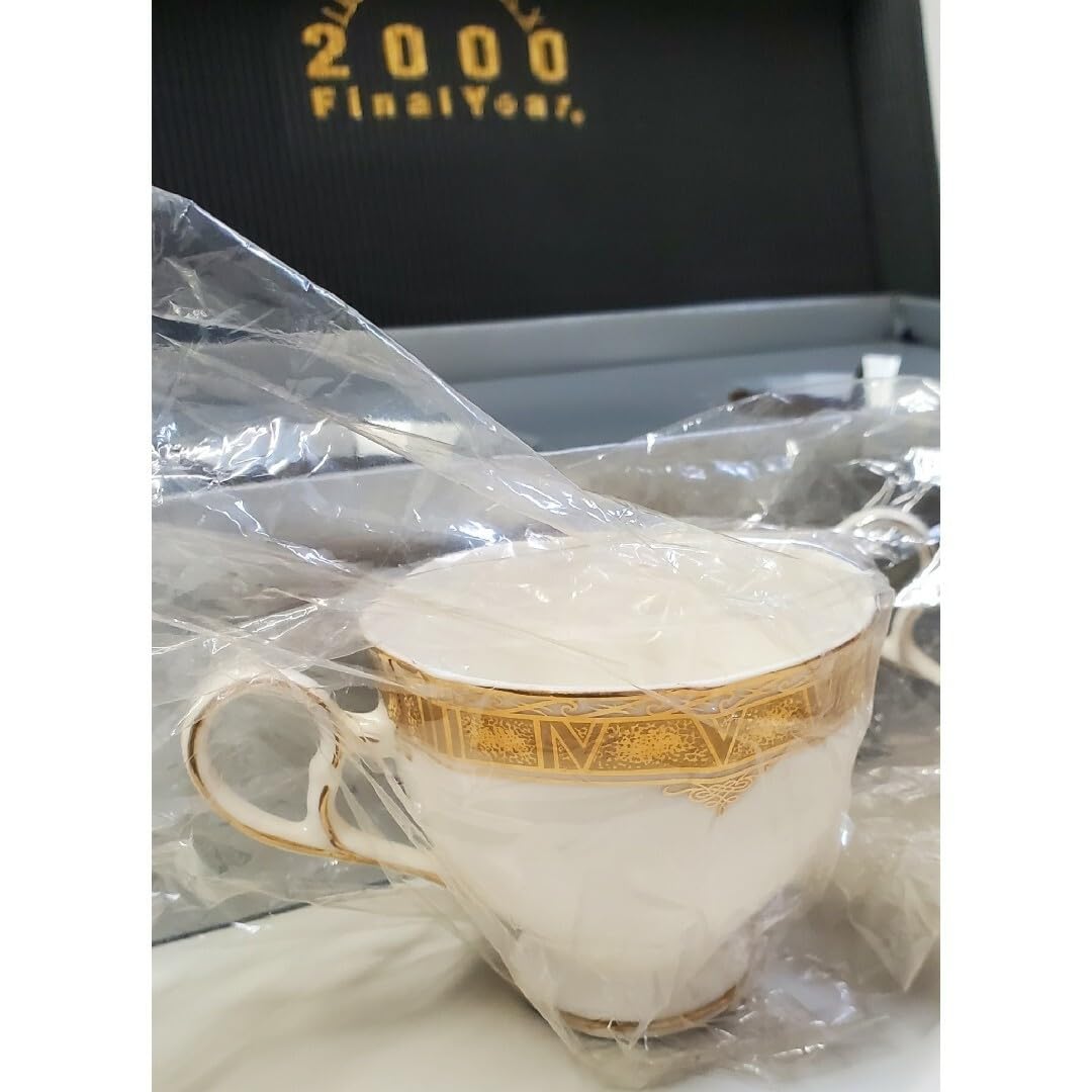 Amazon.co.jp: ティーカップ&ソーサー 2客セット 2000年ロゴ 金彩 食器