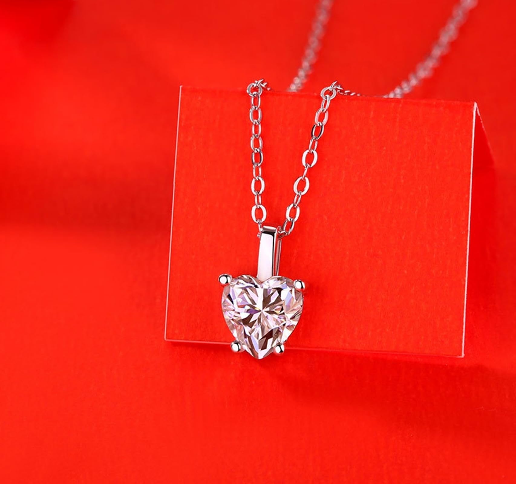 Collar de moissanita para mujer en oro blanco/platino, 4 puntas solitario en forma de corazón, delicado collar de oro para cumpleaños