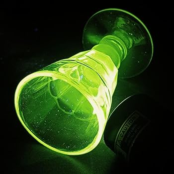 ウランガラス風 グラス 小瓶 ゴブレット 9点セット ガラス食器 アンティーク調 ウランガラス風 グラス 小瓶 ゴブレット 9点セット ガラス食器