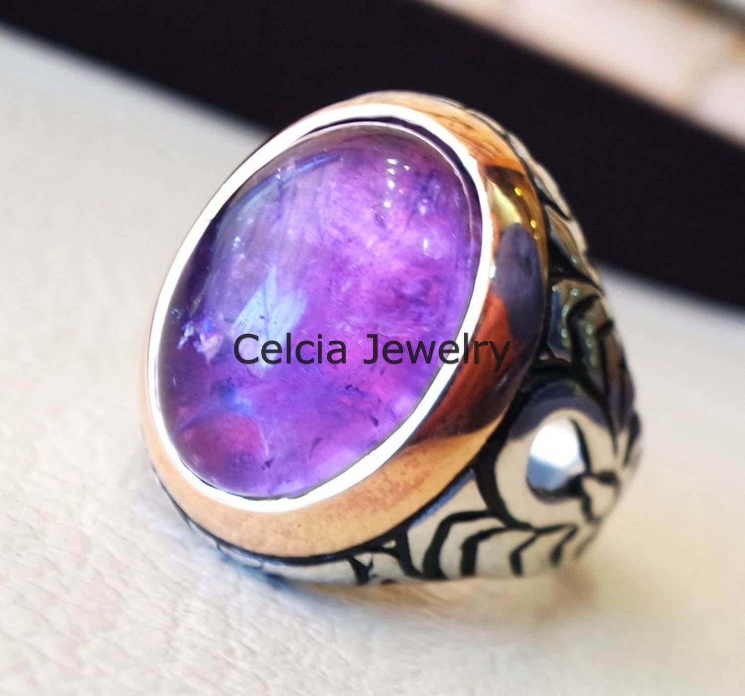 Anello ovale cabochon pietra preziosa viola ametista, anello di dichiarazione, bellissimi regali per gli uomini, regali per la festa del papà, anello bicolore, regali di pietra di nascita di febbraio