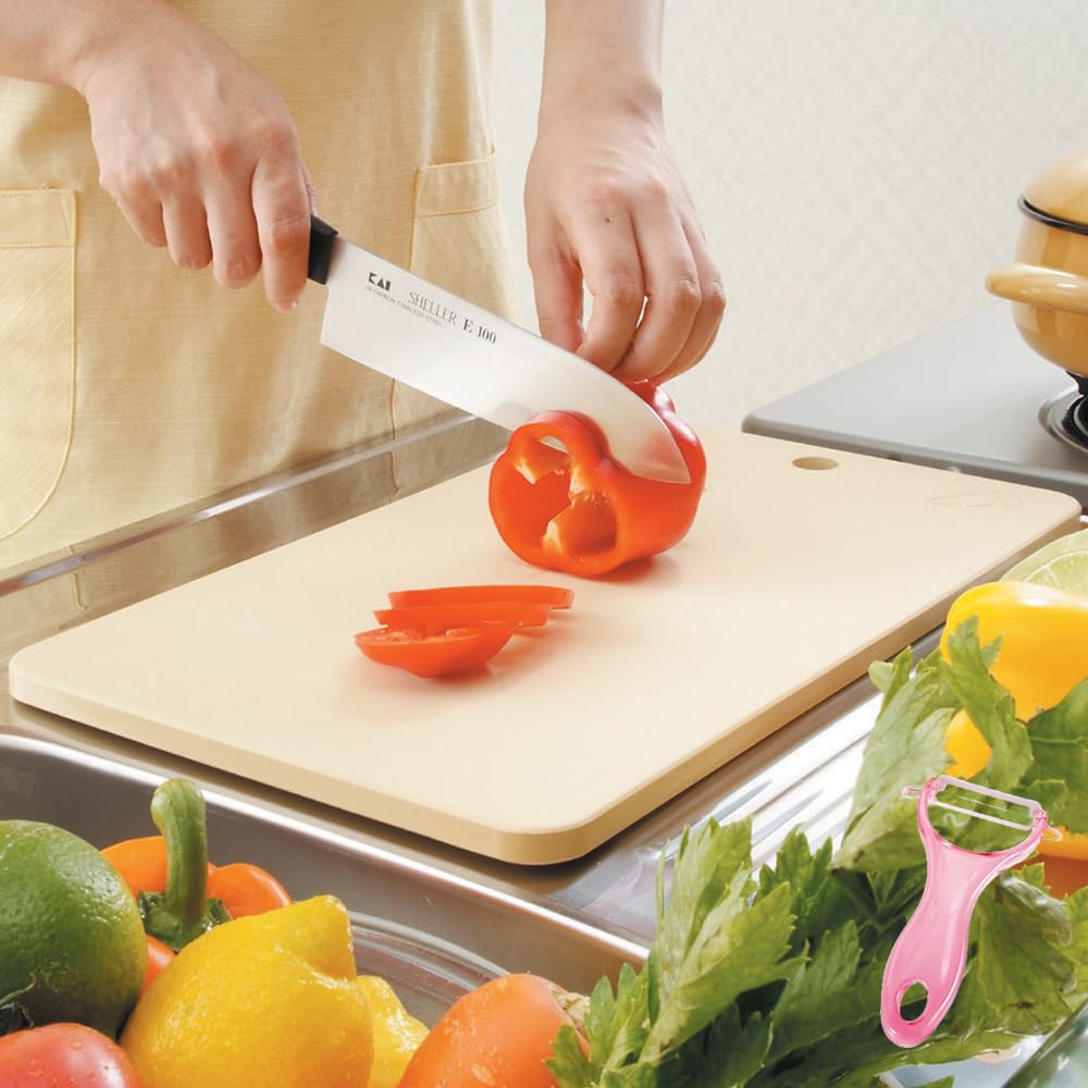 Amazon | 和美 SAVY キッチンスター 合成ゴムまな板 2L サイズ 41×25cm