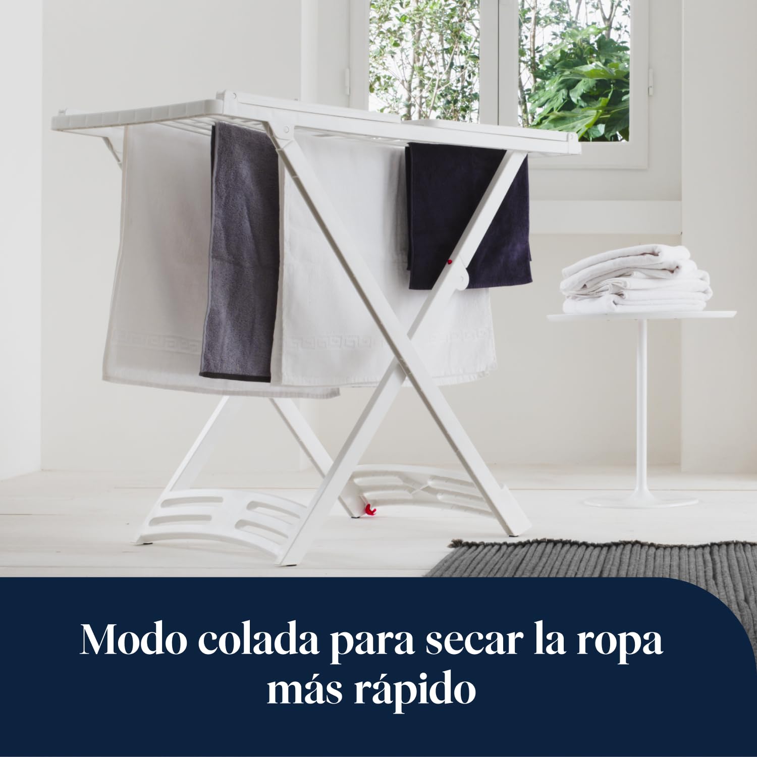 De’Longhi Tasciugo AriaDry Multi - Deshumidificador Doméstico Portátil (16L/Día) con Sistema de Filtración 3-Action, Función Secado de Ropa, Antimoho, Silencioso, Blanco (DEXD216R)