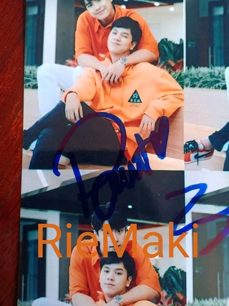 Amazon.co.jp: Ohmnanon 自筆サイン入りフォト1枚 ① GMM : おもちゃ 