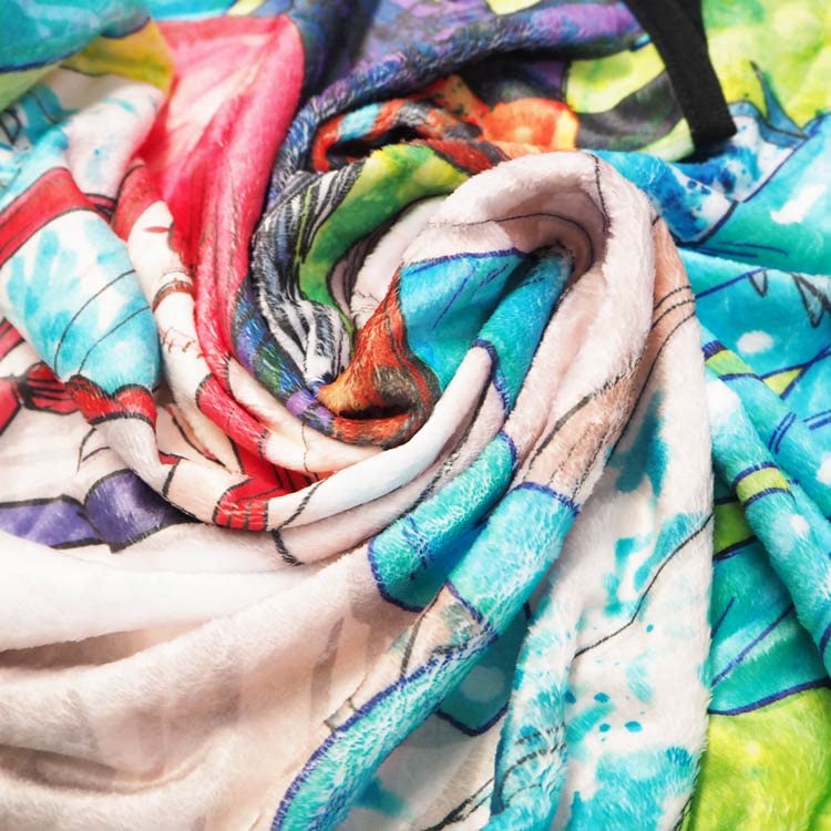 Amazon｜チェンソーマン フランネルブランケット チェンソーマン