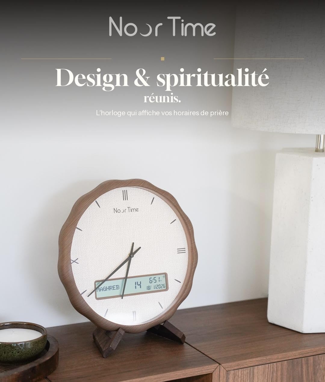 Horloge Adhan avec Appel à la Prière Automatique, Synchronisation Mawaqit, Affichage Numérique LCD, Design Moderne Effet Bois, Sons Authentiques Makkah Médine