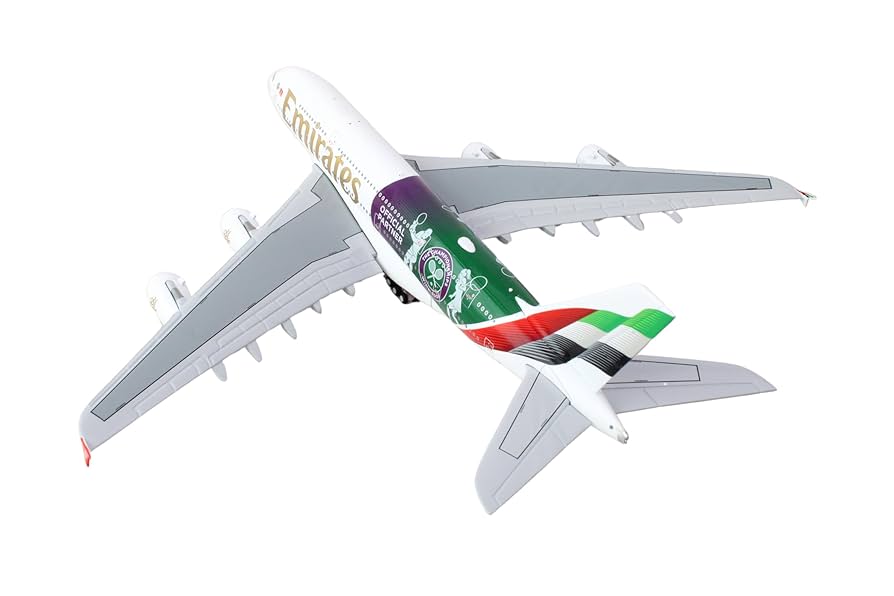 Amazon.com: GeminiJets Emirates A380 Wimbledon REG#A6-EOE 1