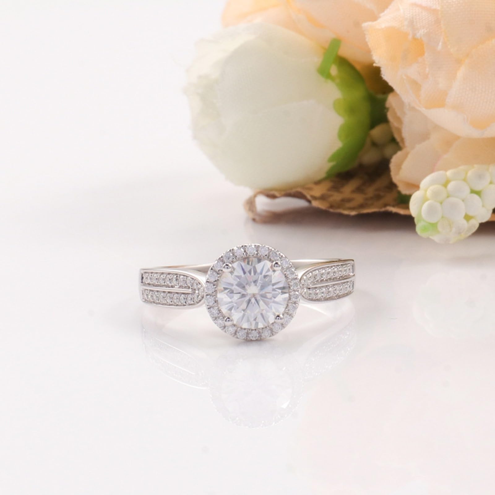 Anillo de mujer de oro blanco 375/585/750 de oro auténtico, anillos de compromiso, anillos de boda grabados con Moissanite 2ct D Color VVS1 anillo Halo Gold 9K/14K/18K para mujeres
