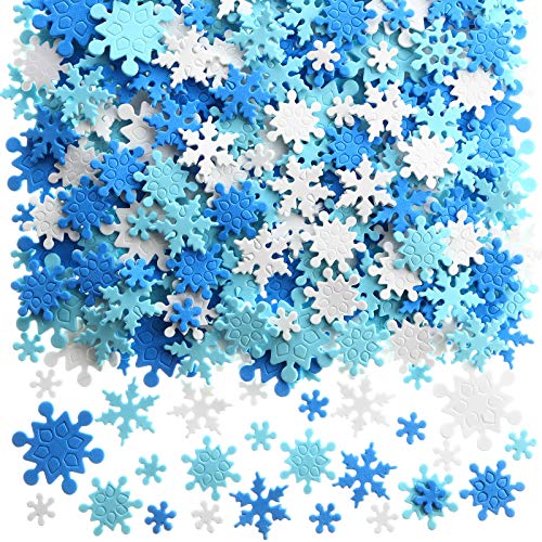 600 Pieces Mini Foam Snowflake Stickers Self Adhesive Snowflake Stickers Decals for Christmas Winter Holiday Party Decoration Kids DIY Crafts Projects, Assorted Color and Sizes(Fresh Style)
