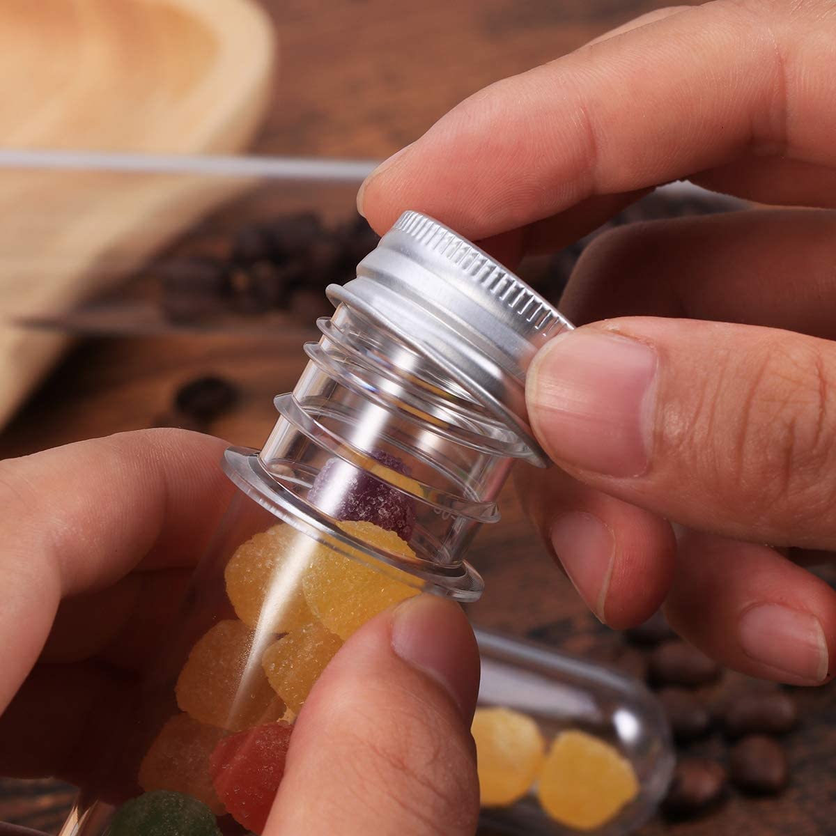 Plastikowe probówki 50 szt. 40 ml plastikowa probówka z zakrętką butelka aluminiowa zakrętka rurka do pakowania z wrażliwą na nacisk kapsułka cukierkowa 5,6 cala plastikowe probówki z pokrywkami