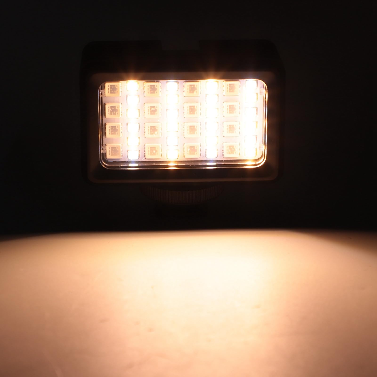 ANGGREK Luce per Fotocamera Impermeabile, Luce Video LED Portatile, RGB Subacquea da 40 M, da 2700 K a 5600 K per Fotografi e Subacquei
