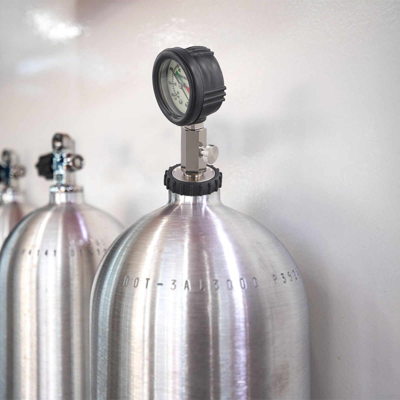 Medidor de presión para botellas de buceo G5/8 rosca 0-300 bar acero inoxidable latón goma para cilindro de buceo DIN