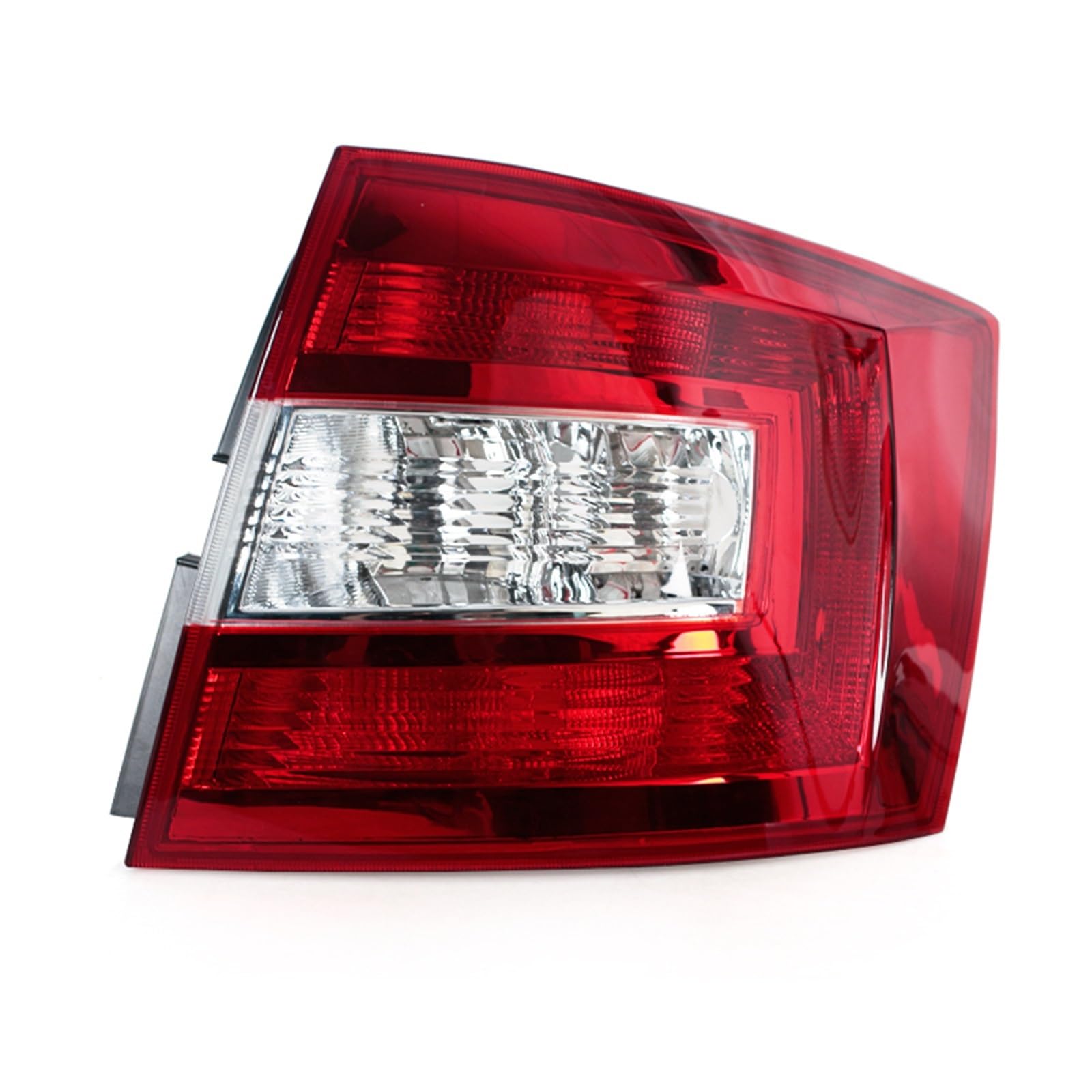 Feu arrière droit rouge Skoda Spaceback 2014-2019 de remplacement