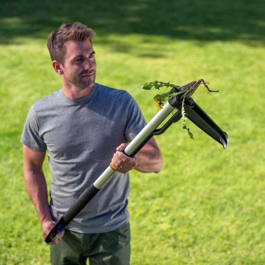 Fiskars Unkrautstecher Telescopic, Schwarz, Länge: 99-119cm