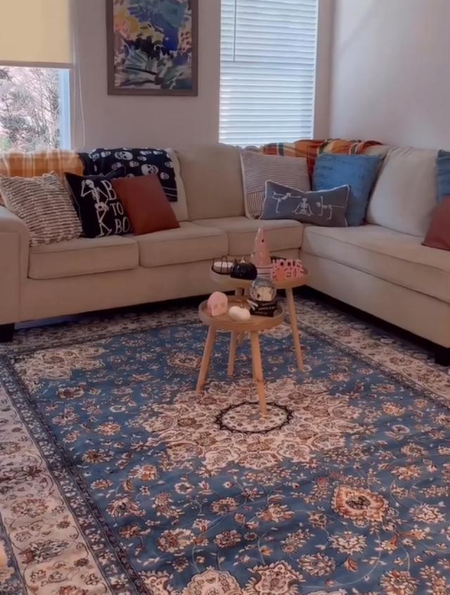 Amazon.com: Lahome Oriental Floral Medallion Round Rug - 4Ft Blue