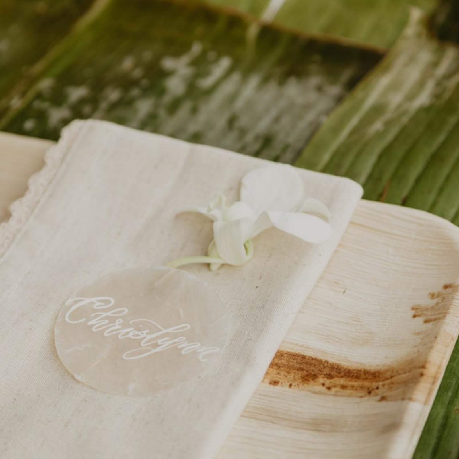 Lot de 100 marque-places personnalisés en forme de coquillage pour décoration de table, marque-places de mariage, cadeaux de table pour anniversaire, mariage, remise de diplôme