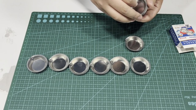 12 Palette In Acciaio Inox Per Miscelare Vernici - Mini Tavolozze Per Acquerelli, Smalti E Cosmetici - Foto 10