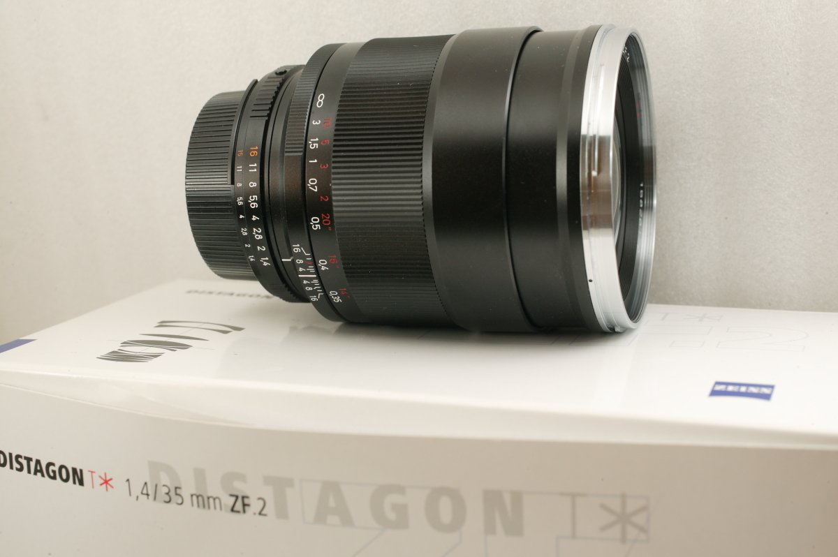 Zeiss Distagon T* 35mm F1.4 ZF2 Lens ( Nikon Uyumlu) : Amazon.com