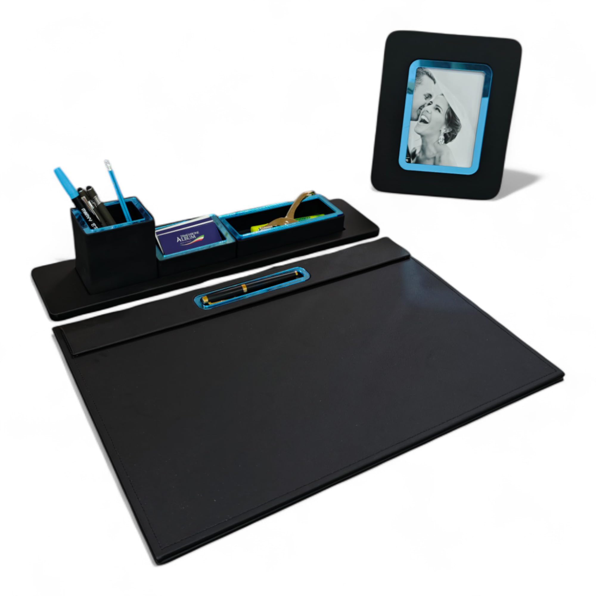 Oggettando Schreibtisch-Set aus schwarzem Kunstleder, 3 in 1, ineinandergreifender Organizer, Stiftehalter, Kartenhalter, Tischrahmen, Schreibtischunterlage – Büro Zuhause (hellblaues Acryl)