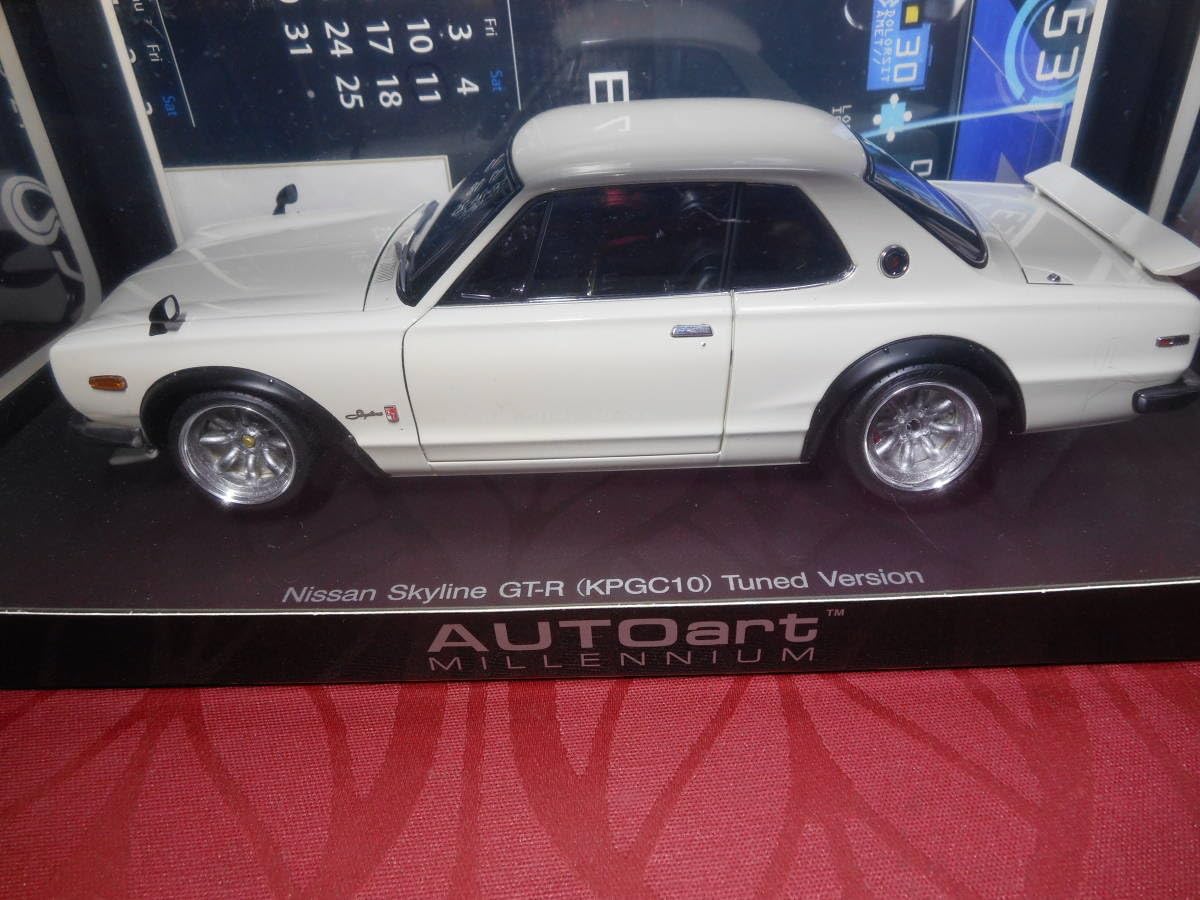 Amazon.co.jp: オートアート 1／18ハコスカ カスタマイズ改造車