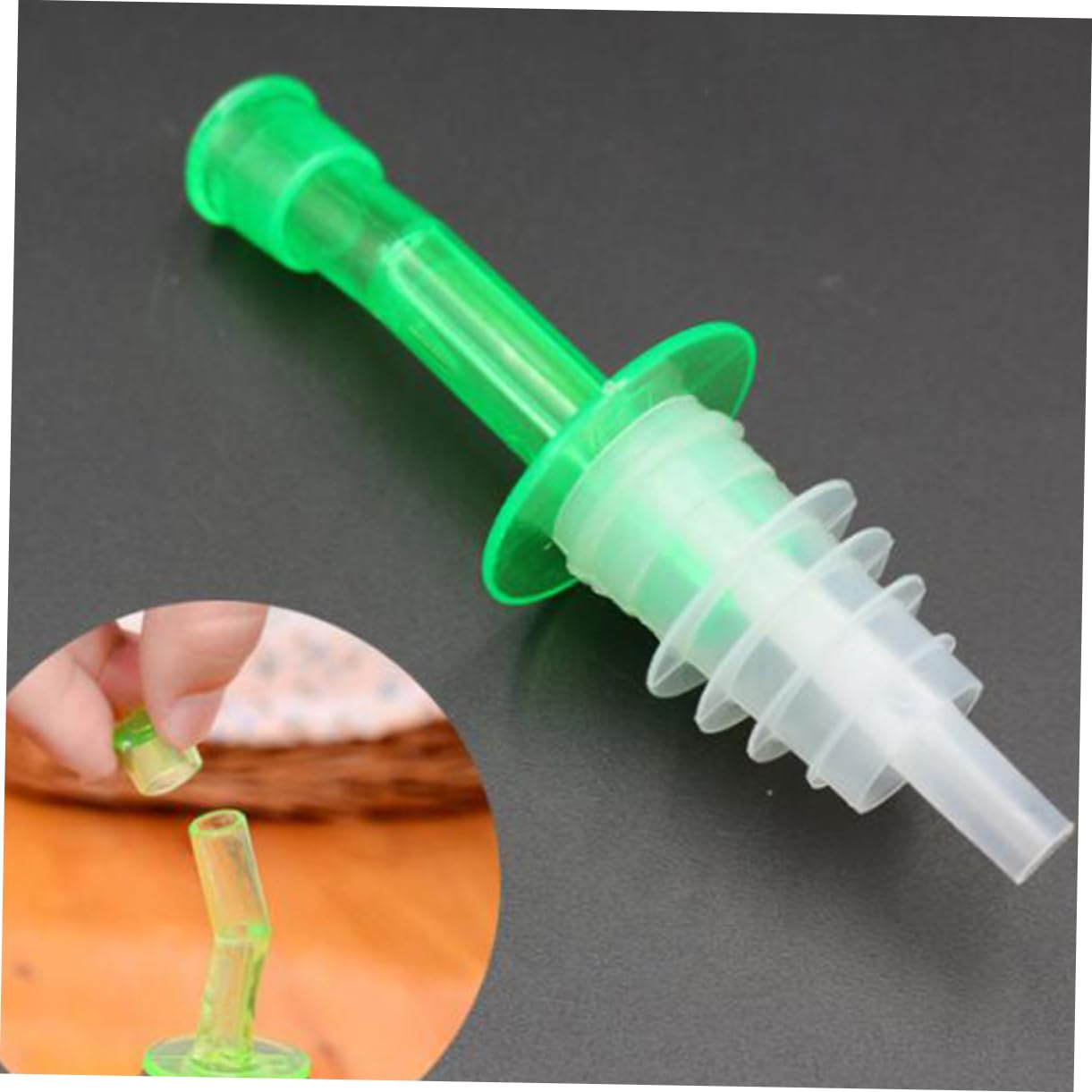 STOBAZA 8Pcs Silicone Wine Pourers and Oil Stoppers with Lid Versatile Liquor Pour Spouts for Easy Drip Control Suitable for Wine Oil and Vinegar Random Colors