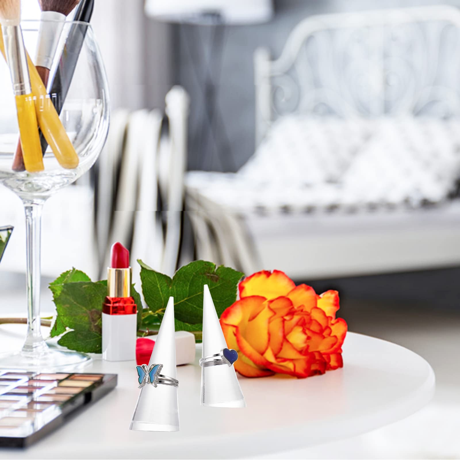 TOGEVAL Lot De 8 Supports De Bagues En Acrylique En Forme De Cône Pour Bijoux, Boutiques, Présentoirs