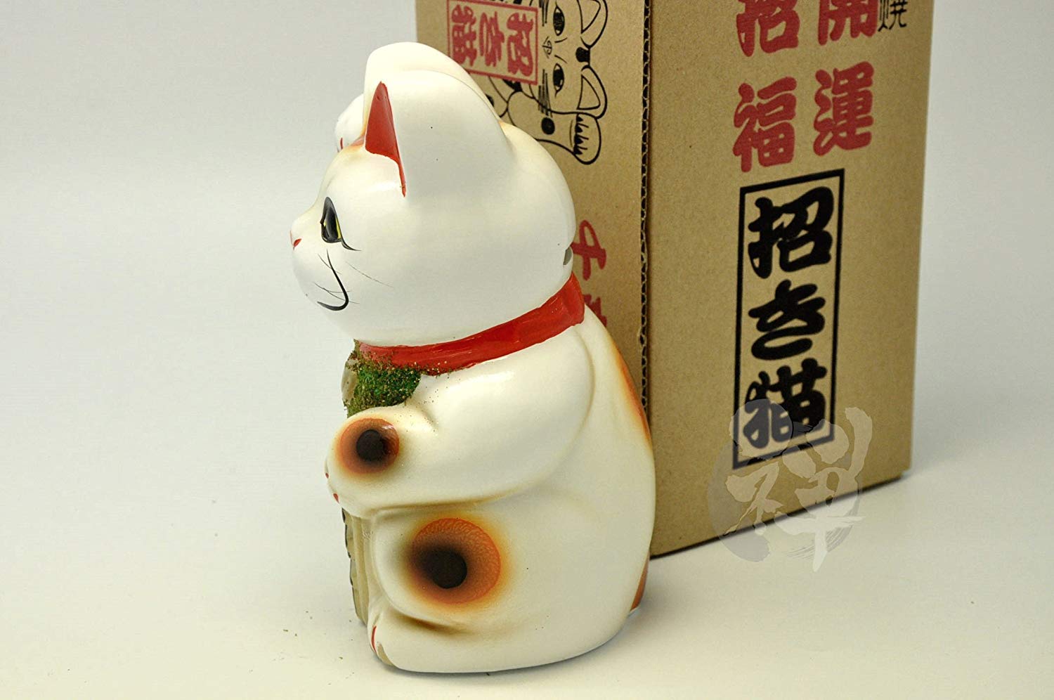 Amazon.co.jp: 常滑焼 招き猫 白小判猫(右手) 5号 [6603]110/100/160